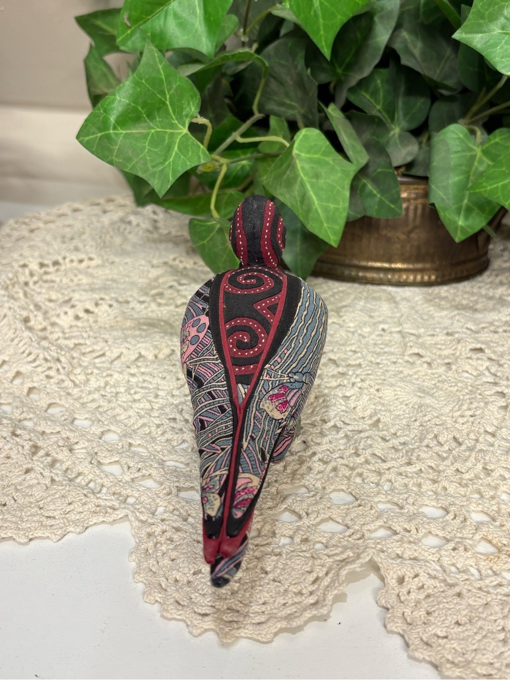 Vintage Handcrafted Bird Pin Cushion - Picture 5 of 11
